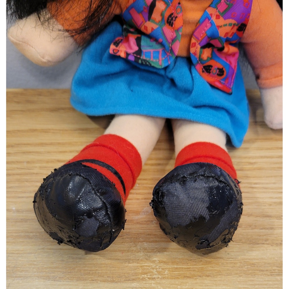 Vintage 1994 The Puzzle Place Julie Woo Doll Fisher Price PBS TV 6735 READ - Picture 5 of 6